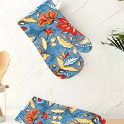 Texstylers Blue & Red 2 Pieces Printed Cotton Padded Oven Gloves-21