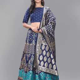 DIVASTRI Navy Blue & Green Semi-Stitched Lehenga & Unstitched Blouse With Dupatta-image-92