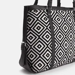 Anouk Geometric Design Structured Shoulder Bag image 3