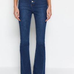 Trendyol Women High-Rise Clean Look Bootcut Jeans-picture-4