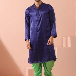 Swtantra Mandarin Collar Long Sleeves Straight Satin Kurta-image-87