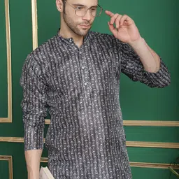 Anouk Floral Printed Regular Sequinned Kurta With Pyjamas image 4
