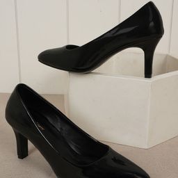 Get Glamr Pointed Toe Block Heeled Pumps-18