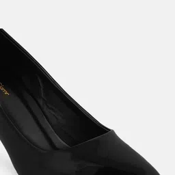 Get Glamr Pointed Toe Block Heeled Pumps image 2