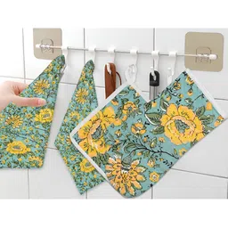 Texstylers Yellow 4 Pieces Printed Cotton Kitchen Linen Sets-18