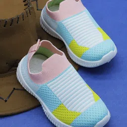 FEETWELL SHOES Unisex Kids Blue Woven Design Slip-On Sneakers-image-42