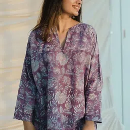 THE INDIAN ETHNIC CO Purple Straight Sanganeri Cotton Short Top-41