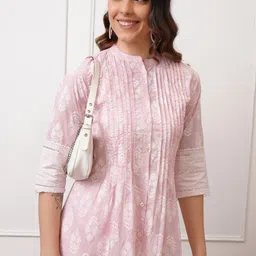 Vishudh Pink Floral Print Mandarin Collar Cotton A-Line Casual Top-image-97