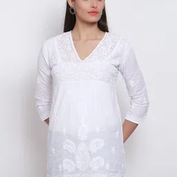 PARAMOUNT CHIKAN Embroidered Chikankari Cotton Tunic-picture-39