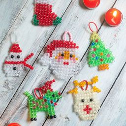 Choko Red & Green 6 Pieces Christmas Beaded Ornaments Festive Decor-3