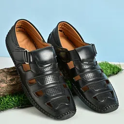 INVICTUS Men Black Shoe-Style Sandals-image-91