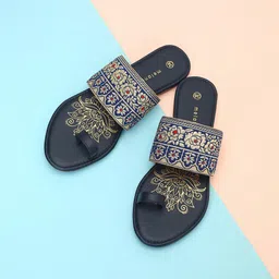 Melange by Lifestyle Women Embroidered Fabric One Toe Flats-picture-16