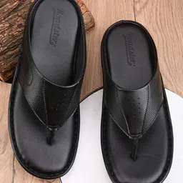 Roadster Men Black T-Straps Comfort Sandals-image-92