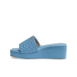 Dapper Feet-Fancy Nancy Textured Open Toe Flatform Heels image 2