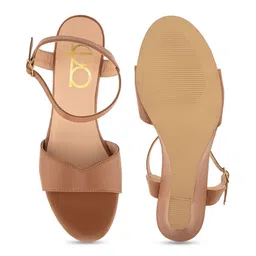 Elevato Basics Open Toe Wedge Sandals image 2
