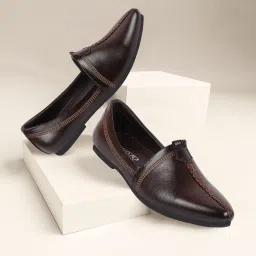 Wedding Party Evening Broad Feet Ethnic Slip On Juttis and Mojaris For Men-image-90