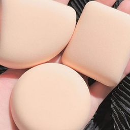 FEELHIGH Set Of 3 Beauty Blender Puff With Case-1