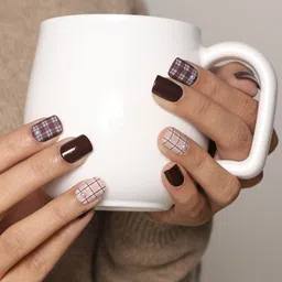 LICK Set Of 30 Reusable Artificial Press On Nails - Warm Deep Wine-14