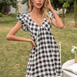 StyleCast x Revolte V-Neck Checked A-Line Dress-28