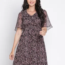 DRAAX Fashions Floral Printed Flared Sleeves Gathered A-Line Dress-image-19