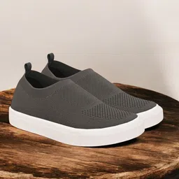 HIROLAS Men Knitted Slip-On Sneakers-5