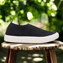 HIROLAS Men Contrast Sole Sneakers-image-22