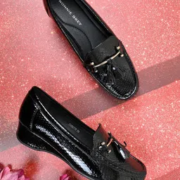 Ronnie Grey Women Woven Design PU Slip-On Sneakers-image-86