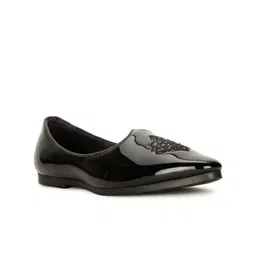 Bata Men Embroidered Slip-On Mojaris-image-78