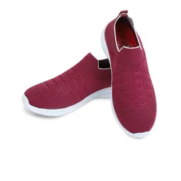 TPENT Women Textured Slip-On Running Sports Shoes-image-83
