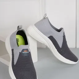 HRX by Hrithik Roshan Men Grey Colourblocked Contrast Sole Slip On Sneakers-image-51