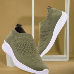 SPRENGE Men Textured Lightweight Comfort Insole Textile Contrast Sole Slip-On Sneakers-36