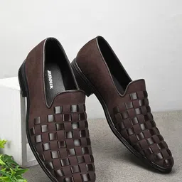 Anouk Men Textured Lightweight Loafers-37
