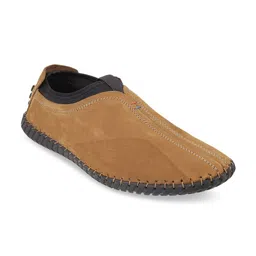 Mochi Men Tan Textured Sneakers-image-32