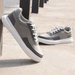 Heris & Hemly Men Colourblocked PU Sneakers-picture-13