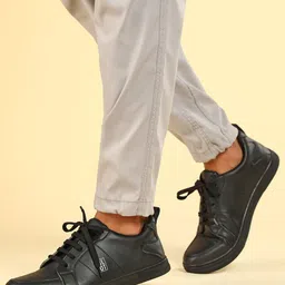 Paragon Men Perforations Comfort Insole Sneakers-49