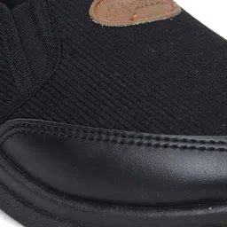 Ajanta Men Textured Lightweight Memory Foam Insole Mesh Basics Slip-On Sneakers image 5