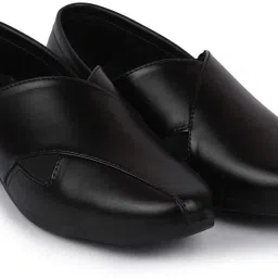 Criss Cross Slip On Wedding Party Juttis and Mojaris For Men-image-85