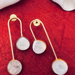 DressBerry Gold-Plated Contemporary Drop Earrings-image-31