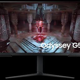 80 cm (32) odyssey g5 qhd flat gaming monitor with 165hz refresh rate and amd freesync premium 32-2