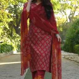 Women Viscose Rayon Kurta Pant Dupatta Set-image-33