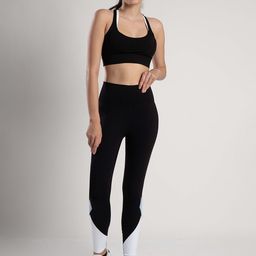 SKNZ Women Black Solid Antimicrobial Tights-image-43