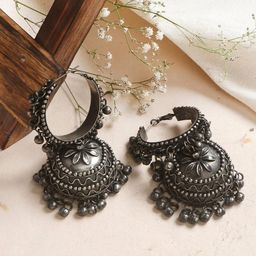 TEEJH Silver-Plated Contemporary Chandbalis Earrings-41