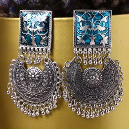 VENI Women Silver-Plated Oxidised Contemporary Chandbalis Earrings-image-21