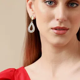 SOHI Gold-Plated Contemporary Drop Earrings-21