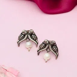 Sangria Silver-Plated Oxidised Artificial Stones and Beads Studs-43