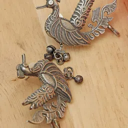 Ozanoo Classic Studs Earrings-image-29
