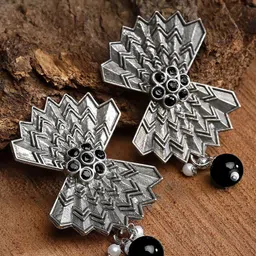 KARATCART Black Contemporary Studs Earrings-image-57