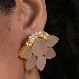 SOHI Gold-Plated Contemporary Studs Earrings-18
