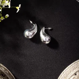 Niscka Silver-Plated Teardrop Shaped Studs-33