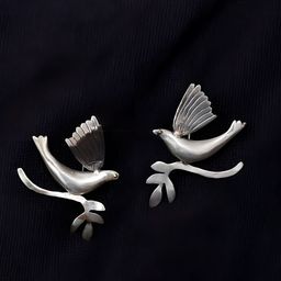Dulcett Women Contemporary Studs Earrings-image-14